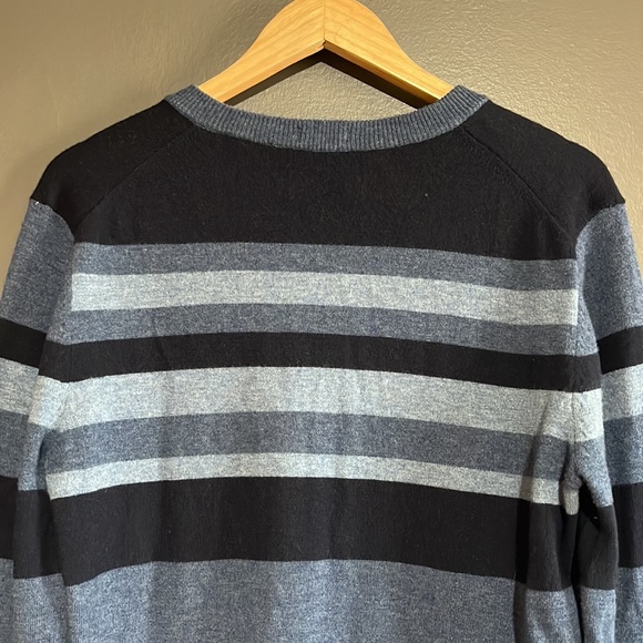 Hugo Boss Extra Fine Lambswool Stripe Sweater - Picture 6 of 12